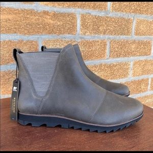 Sorel boots booties Chelsea size 11